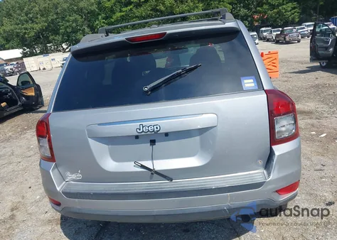 2016 Jeep Compass Sport z USA, uszkodzony, nr VIN 1C4NJCBA8GD611259